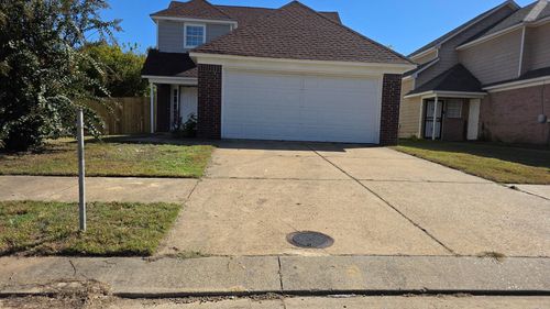 4686 Royal View Dr, Memphis, TN, 38128-1646 | Card Image