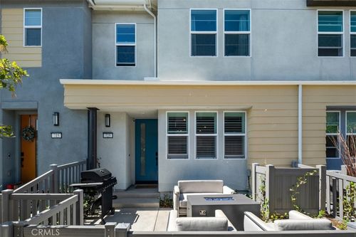 725 Hazel Dr, Rancho Mission Viejo, CA, 92694-1706 | Card Image