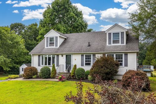 81 Lovers Ln, Plainfield, CT, 06374-1527 | Card Image