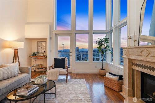 apt-602-311 E Republican St, Seattle, WA, 98102-6841 | Card Image
