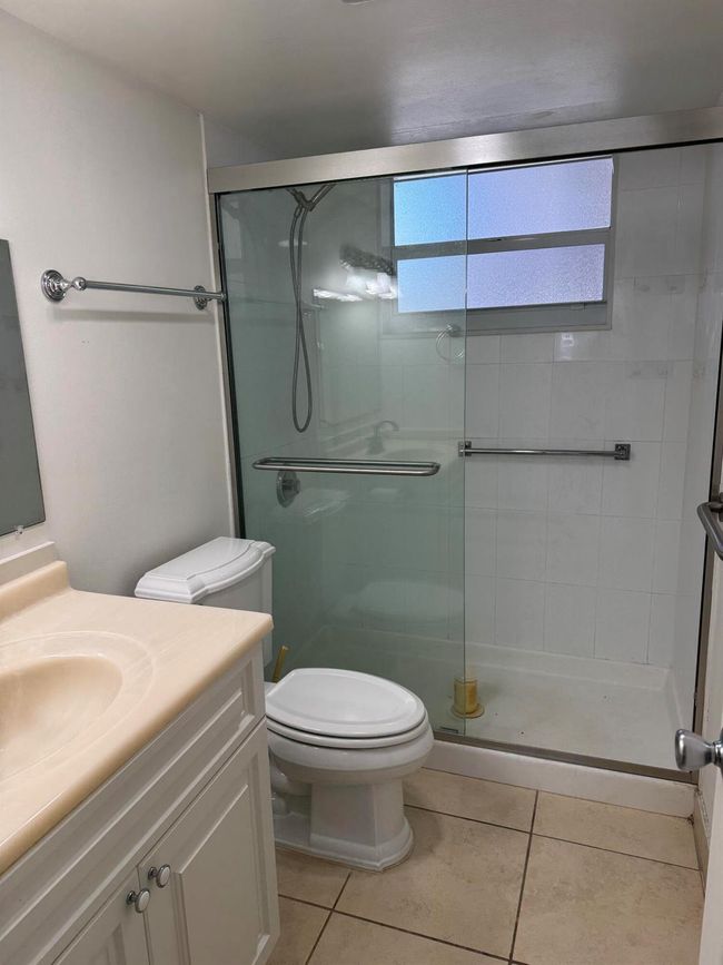 APT-113 - 721 Lori Dr, Condo with 1 bedrooms, 2 bathrooms and null parking in Palm Springs FL | Image 17