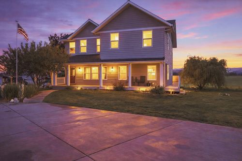 6321 E Peone Rd, Mead, WA, 99021-9780 | Card Image