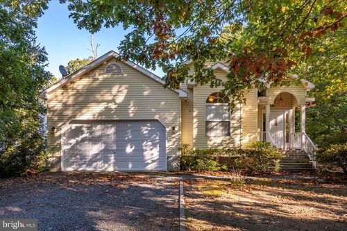 3896 Captains Corridor, GREENBACKVILLE, VA, 23356-2912 | Card Image