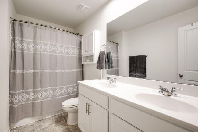 144 Ridgelake Cir, House other with 5 bedrooms, 4 bathrooms and null parking in Fort Oglethorpe GA | Image 32