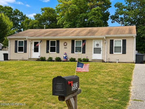 1553 Breakers Dr, Manahawkin, NJ, 08050-1820 | Card Image