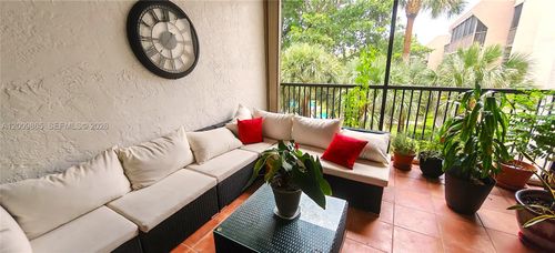 521-b-2802 N 46th Ave, Hollywood, FL, 33021-2927 | Card Image