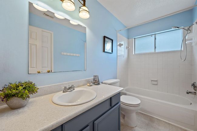 Upstairs second full bathroom | Image 30