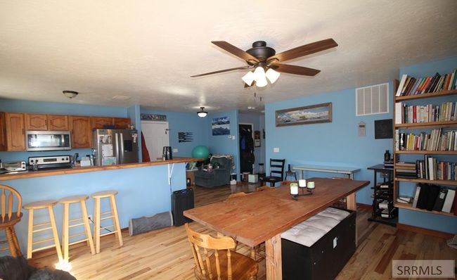 636 N 2743 E, House other with 3 bedrooms, 2 bathrooms and 2 parking in Roberts ID | Image 8