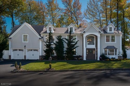 19 State St, Clark, NJ, 07066-3122 | Card Image