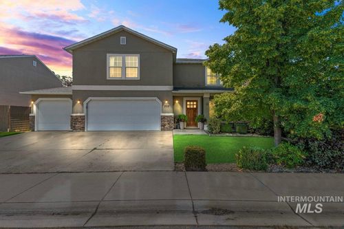 335 E Willow Creek Dr, Middleton, ID, 83644-6036 | Card Image