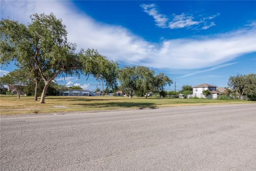 0 Main Ave W, Robstown, TX, 78380 | Card Image