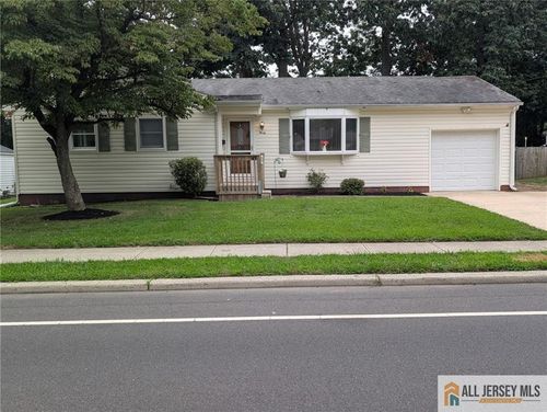 30 Half Acre Rd, Jamesburg, NJ, 08831-1115 | Card Image