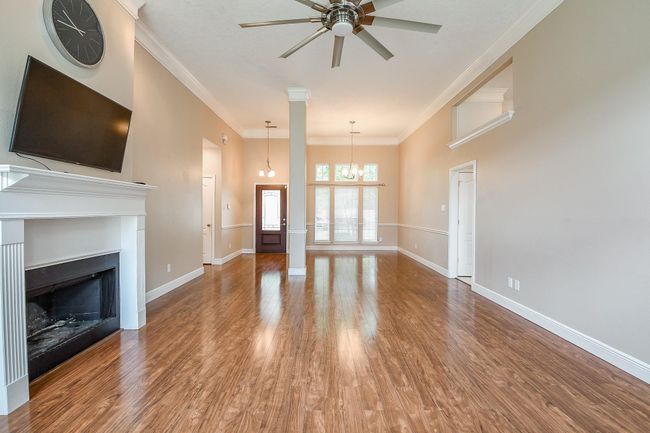 21818 Windsor Castle Dr, House other with 3 bedrooms, 2 bathrooms and 2 parking in Spring TX | Image 8