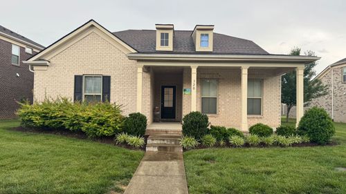 320 Union Pier Dr, Mount Juliet, TN, 37122-1558 | Card Image
