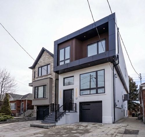 17 Lanark Ave, York, ON, M6C2B2 | Card Image