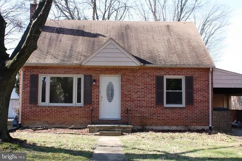 302 Pinehurst Rd, YORK, PA, 17402-4019 | Card Image