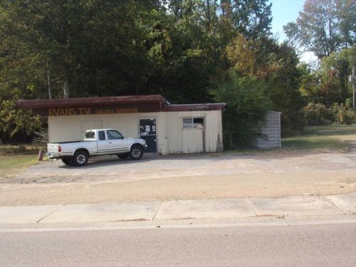 5247 Highway 1 N, Colt, AR, 72326-8626 | Card Image