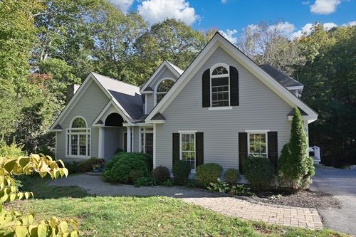 27 Turtleback Rd, Essex, MA, 01929-1257 | Card Image