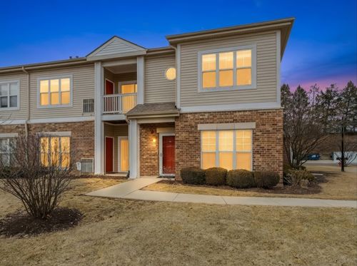 530-530 Pineridge Dr N, Oswego, IL, 60543-6060 | Card Image