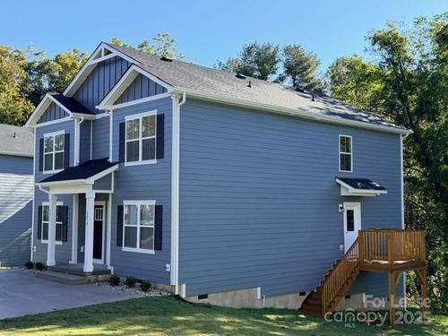 405 15th Ave Sw, Hickory, NC, 28602-5218 | Card Image