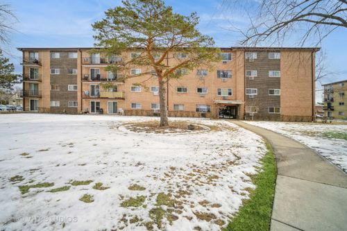 303-1019 N Boxwood Drive, Mount Prospect, IL, 60056 | Card Image