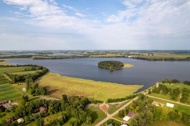 Exterior - Aerial (High Island Lake) | Image 34