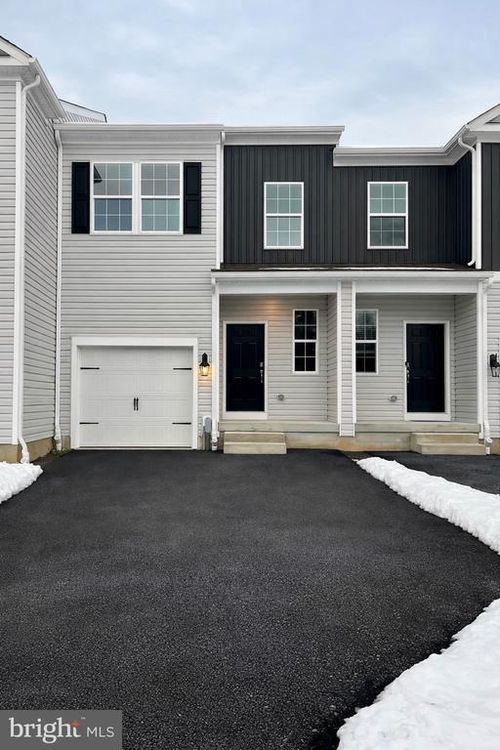 119 Tudor Ln, DOWNINGTOWN, PA, 19335 | Card Image