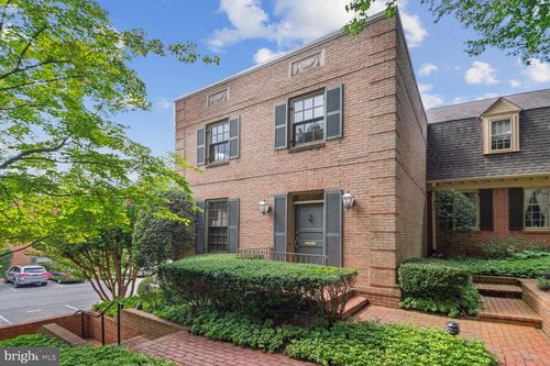 27-5201 Westbard Ave, Bethesda, MD, 20816-1411 | Card Image