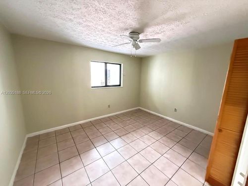 305-6055 W 19th Ave, Hialeah, FL, 33012-6030 | Card Image