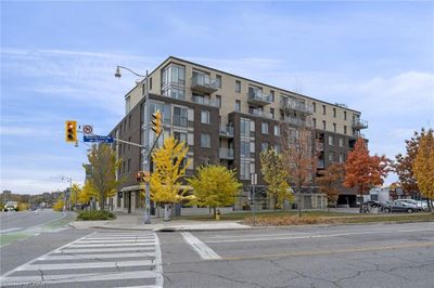 209 - 5 Gordon St, Home with 1 bedrooms, 1 bathrooms and 1 parking in Guelph ON | Image 2