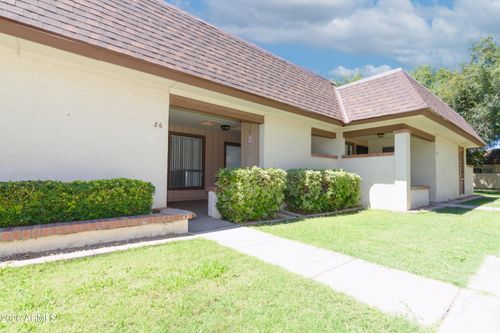 86-8131 N 107th Ave, Peoria, AZ, 85345-7582 | Card Image