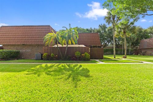 806 Sw 119th Way, Davie, FL, 33325-3824 | Card Image