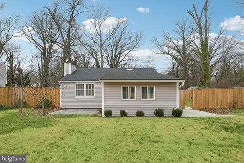 8422 Woodlawn St, ALEXANDRIA, VA, 22309-1718 | Card Image