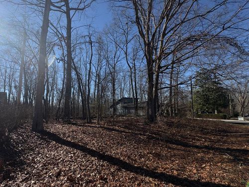 336 Lakeview Dr, Crossville, TN, 38558-7040 | Card Image