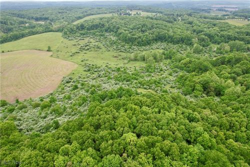 44312 Cream Ridge Rd, Lisbon, OH, 44432-9515 | Card Image