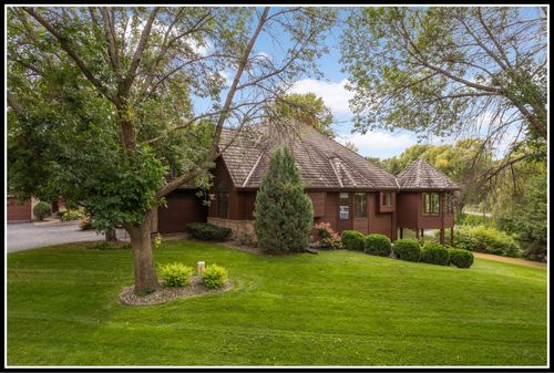 11015 57th Ave N, Plymouth, MN, 55442-1623 | Card Image
