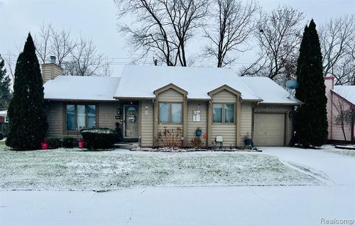 11 Lana, Mt. Clemens, MI, 48043 | Card Image