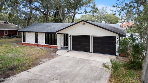 1523 N Beach St, Ormond Beach, FL, 32174-3403 | Card Image