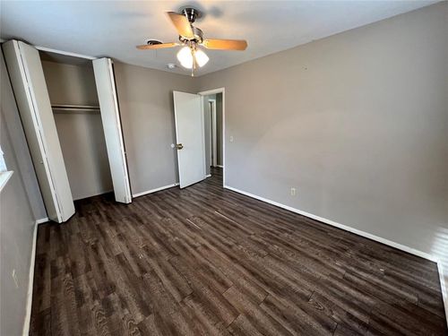 817 S Kelly Ave, Edmond, OK, 73003-5642 | Card Image