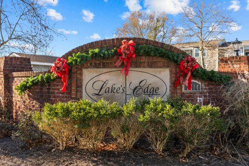 2102-2414 Lake Park Rd, Lexington, KY, 40502-1342 | Card Image