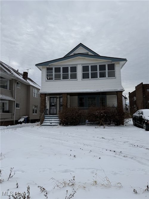 872 Paxton Rd, Cleveland, OH, 44108-2461 | Card Image