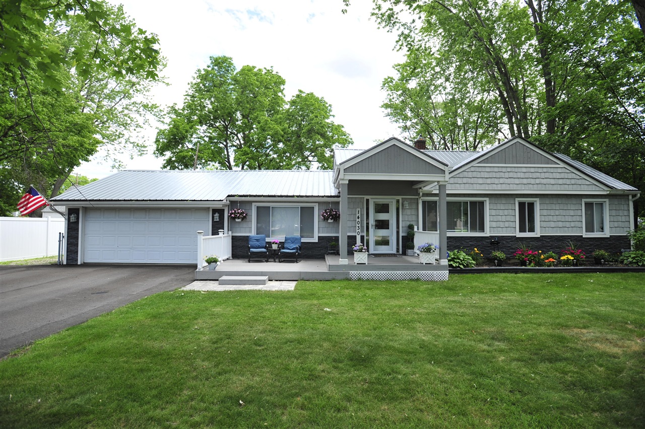 Farmington Rd, Livonia, MI 48154