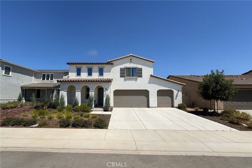 5921 Dragonfly St, Banning, CA, 92220-1045 | Card Image