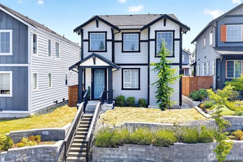 18852 129th St E, Bonney Lake, WA, 98391-4609 | Card Image