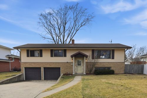 130 N Horner Ln, Mount Prospect, IL, 60056-2607 | Card Image