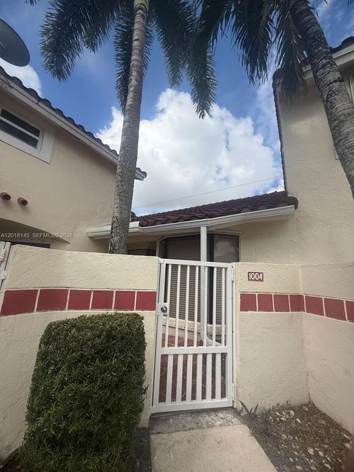 1004 San Remo Cir, Homestead, FL, 33035-1114 | Card Image