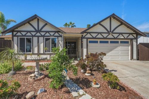 7001 Lemonwood Ln, Lemon Grove, CA, 91945-2128 | Card Image
