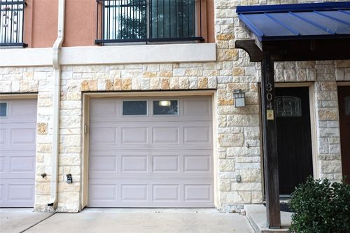 apt-304-13420 Lyndhurst St, Austin, TX, 78729-1916 | Card Image