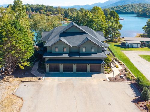 230 Sunnyside Rd, HIAWASSEE, GA, 30546-2129 | Card Image