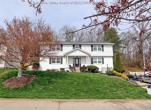 16 Carriage Road, Charleston, WV, 25314 | Card Image